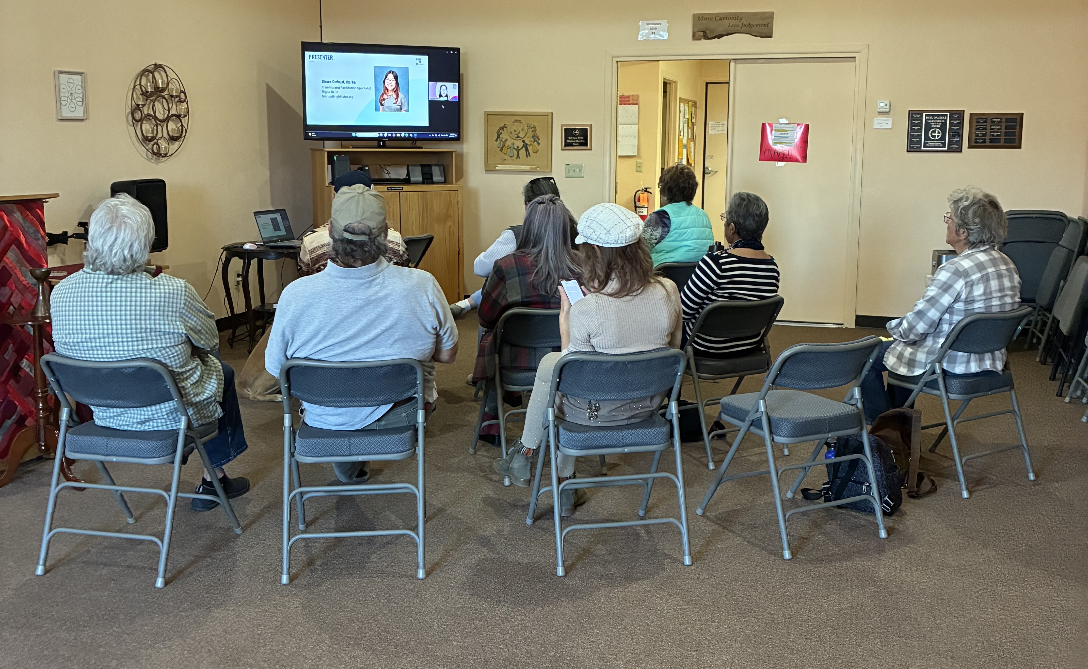 Learning How to De-Escalate Conflict